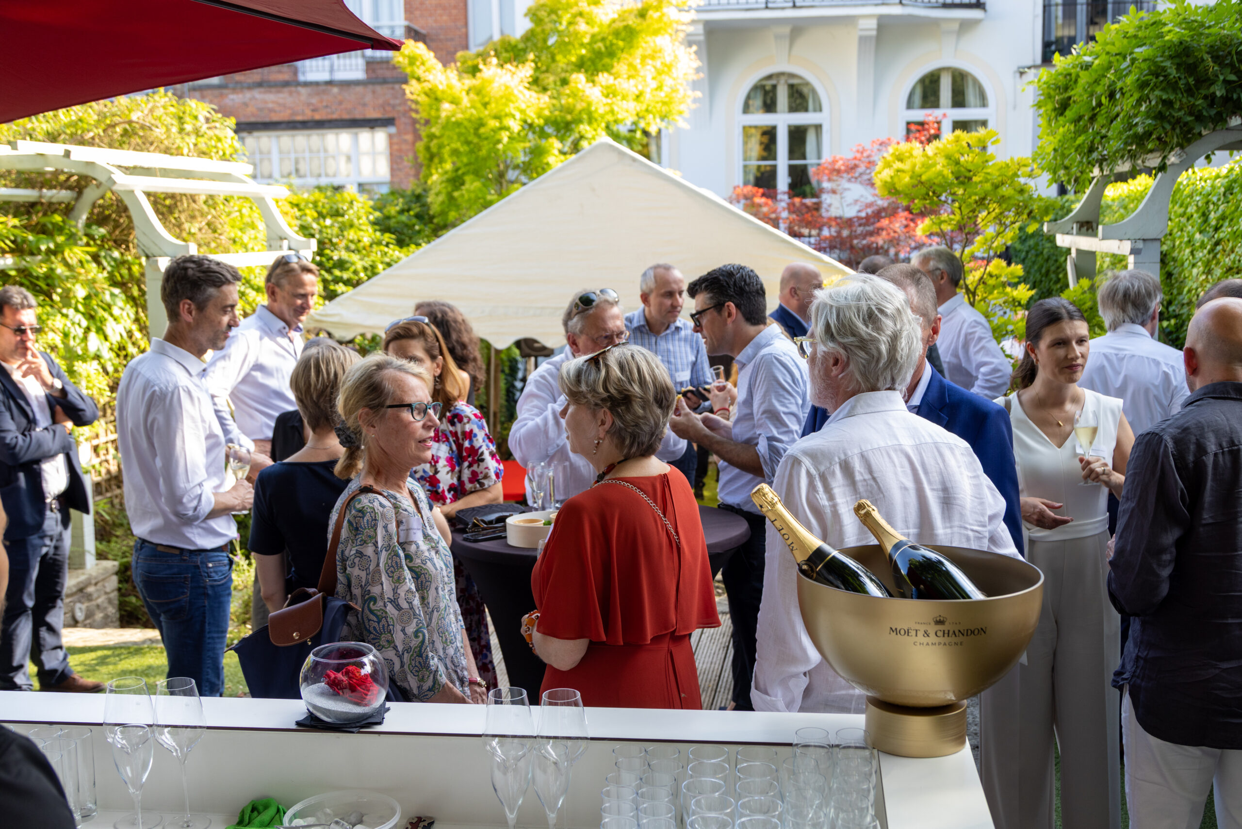 Signium Belgium welcomes Mr. Frederic Dunon, CEO of Elia Belgium to Executive Garden Party